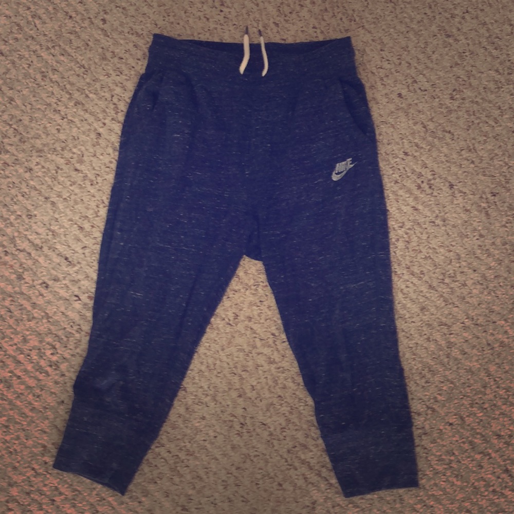 Nike XL girls joggers Capri